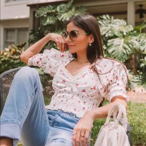 Floral puff sleeve smocked crop top